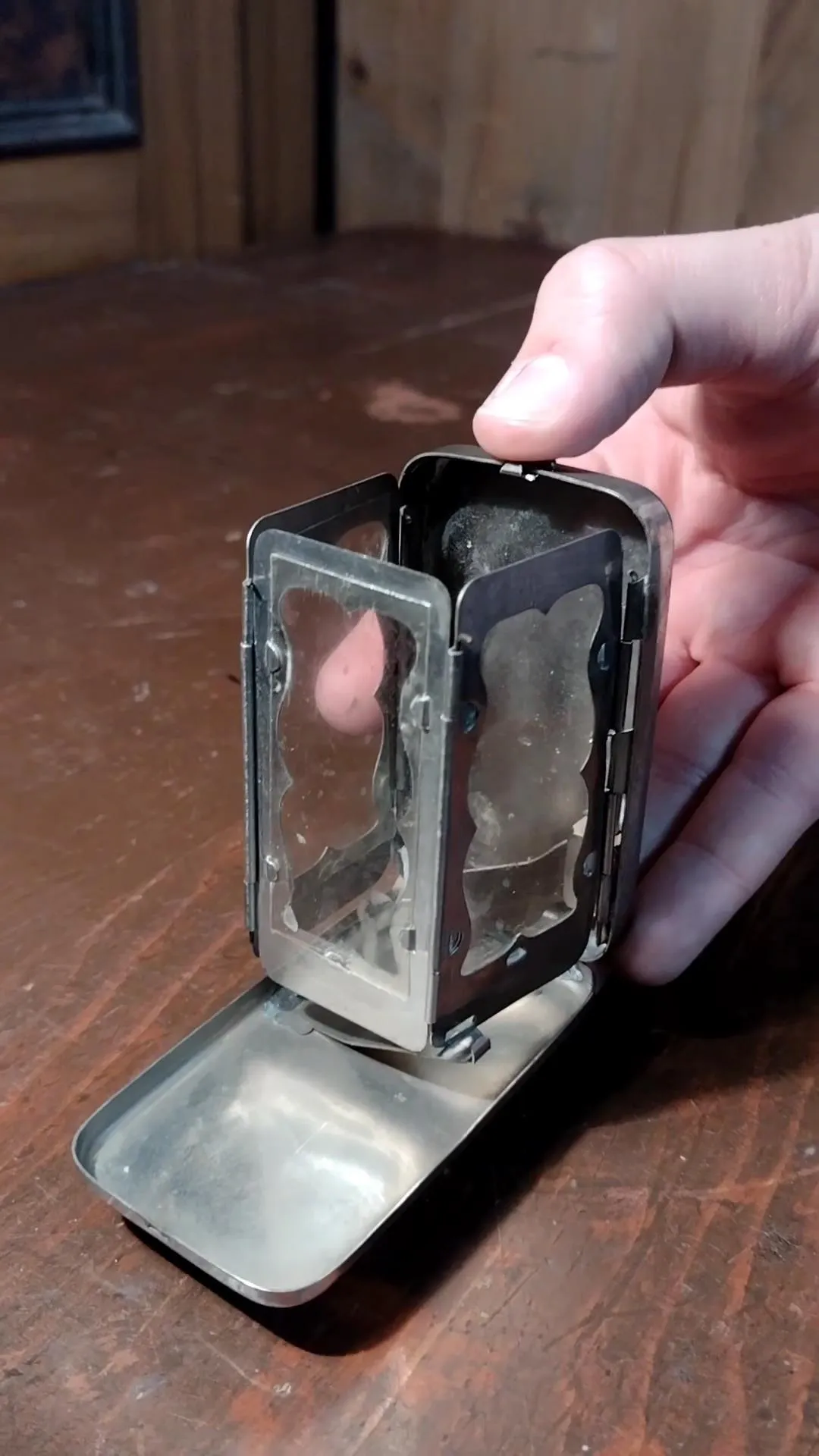 Folding pocket candle lantern(Candles not included)