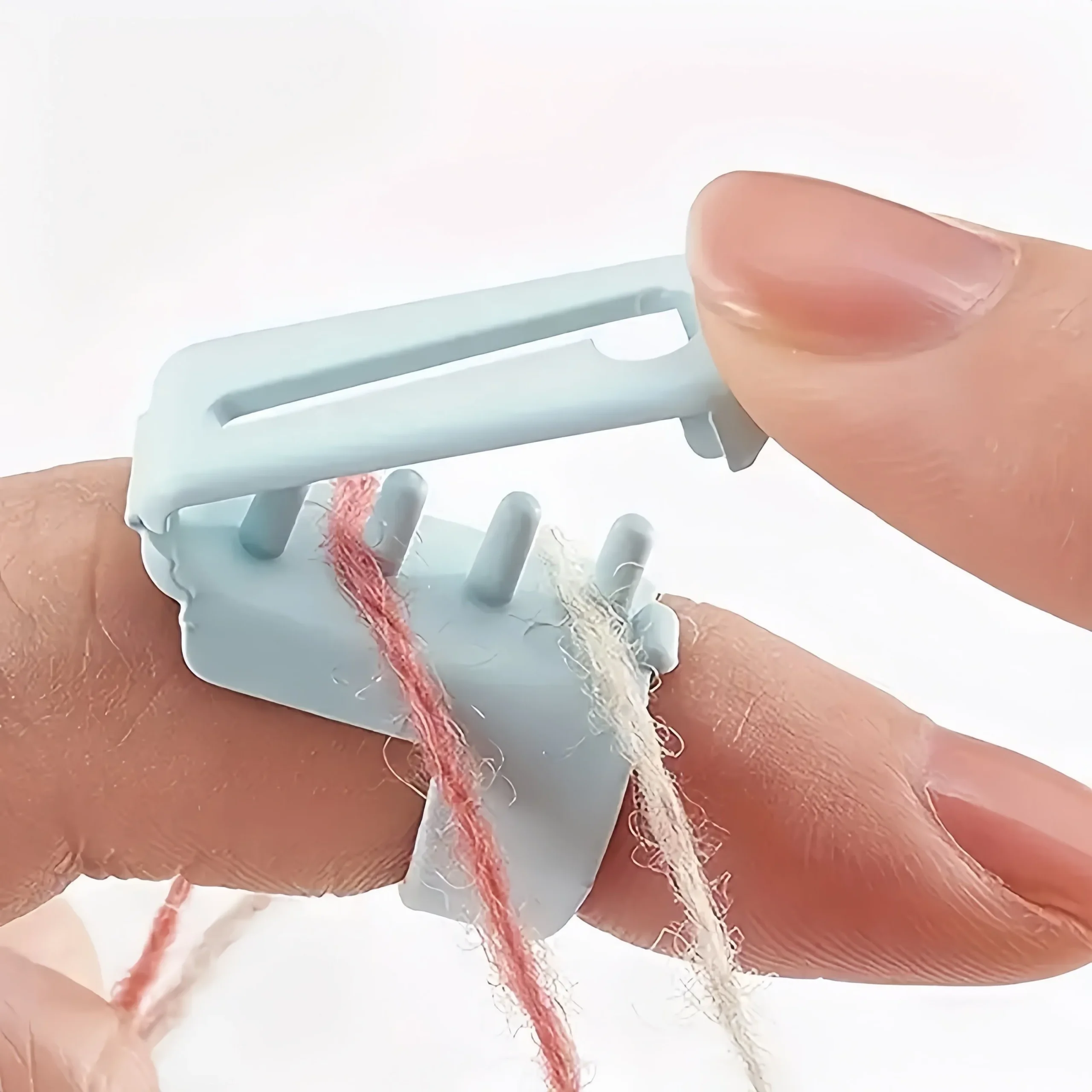 Yarn Guide Ring Crocheting Knitting Tool - Image 2
