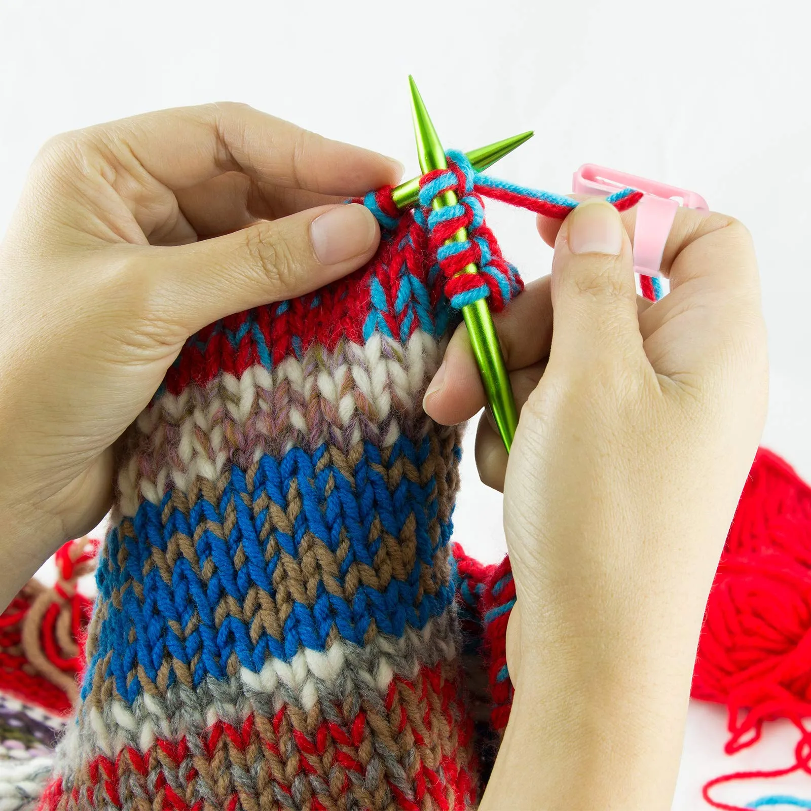 Yarn Guide Ring Crocheting Knitting Tool - Image 7