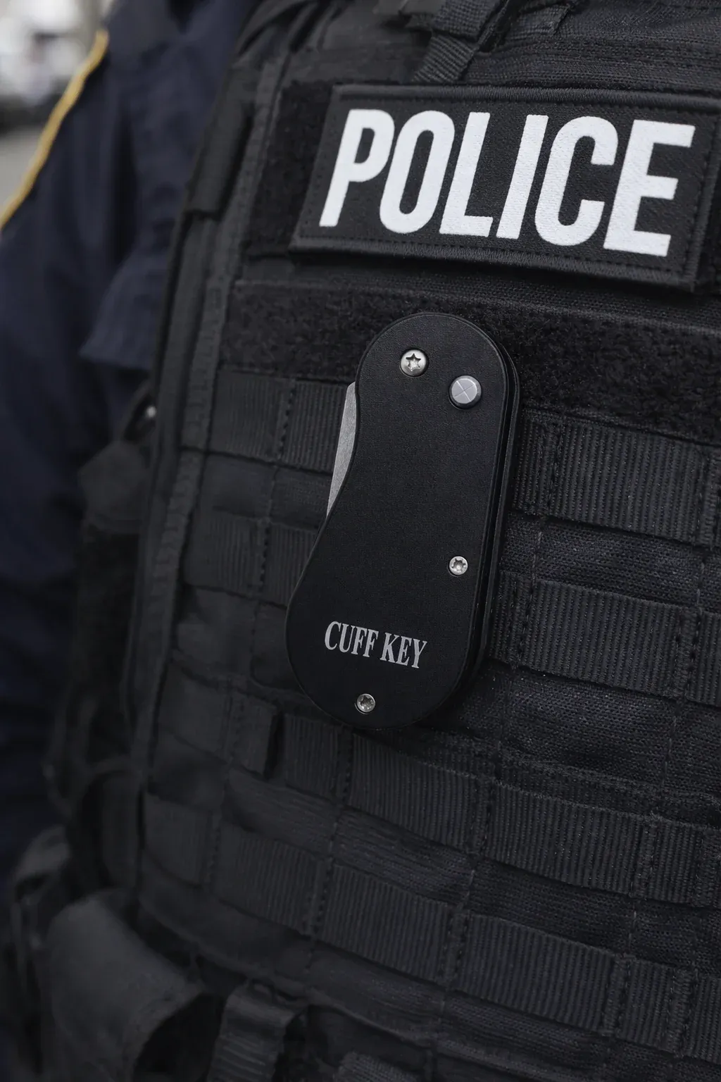 Retractable Handcuff Key Hero
