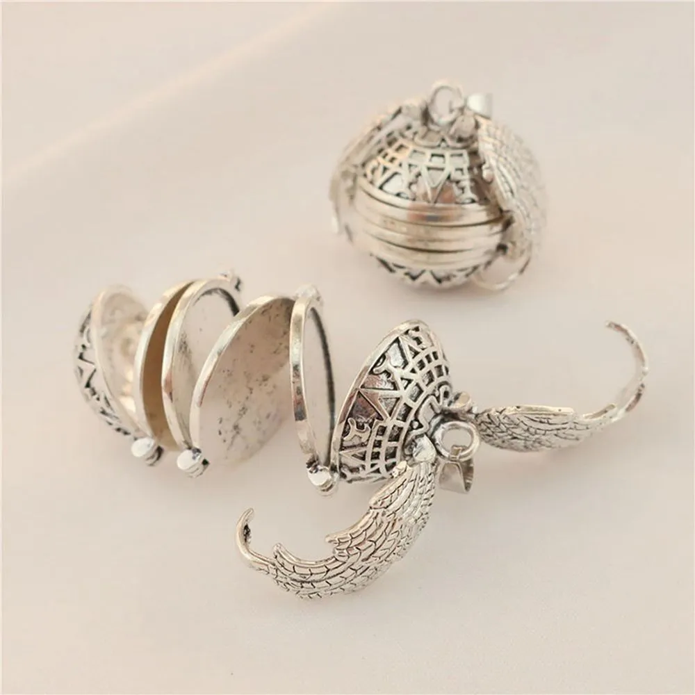 Expanding Photo Locket Necklace - Image 10