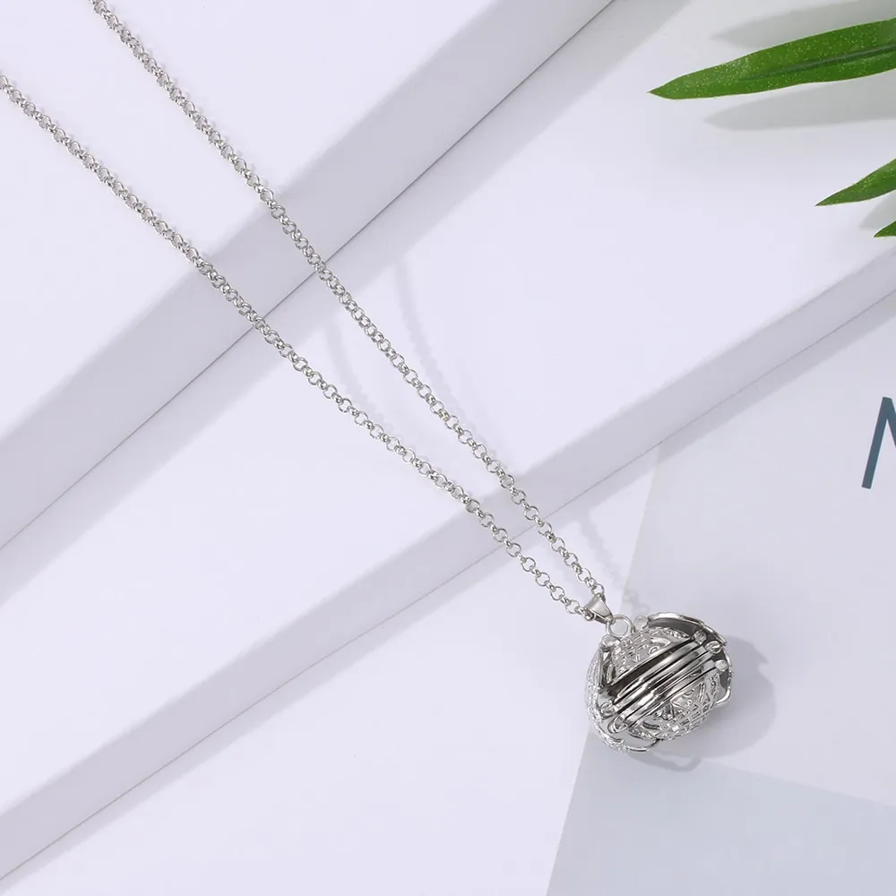 Expanding Photo Locket Necklace - Image 19