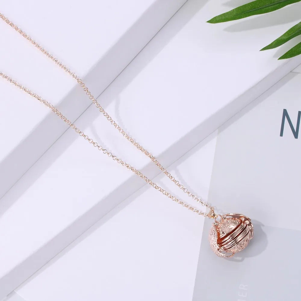 Expanding Photo Locket Necklace - Image 22