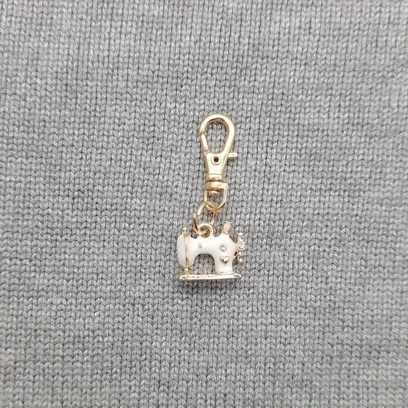 🧵✨ Mini Sewing Machine Keychains – A Stitch of Memory & Meaning - Image 9