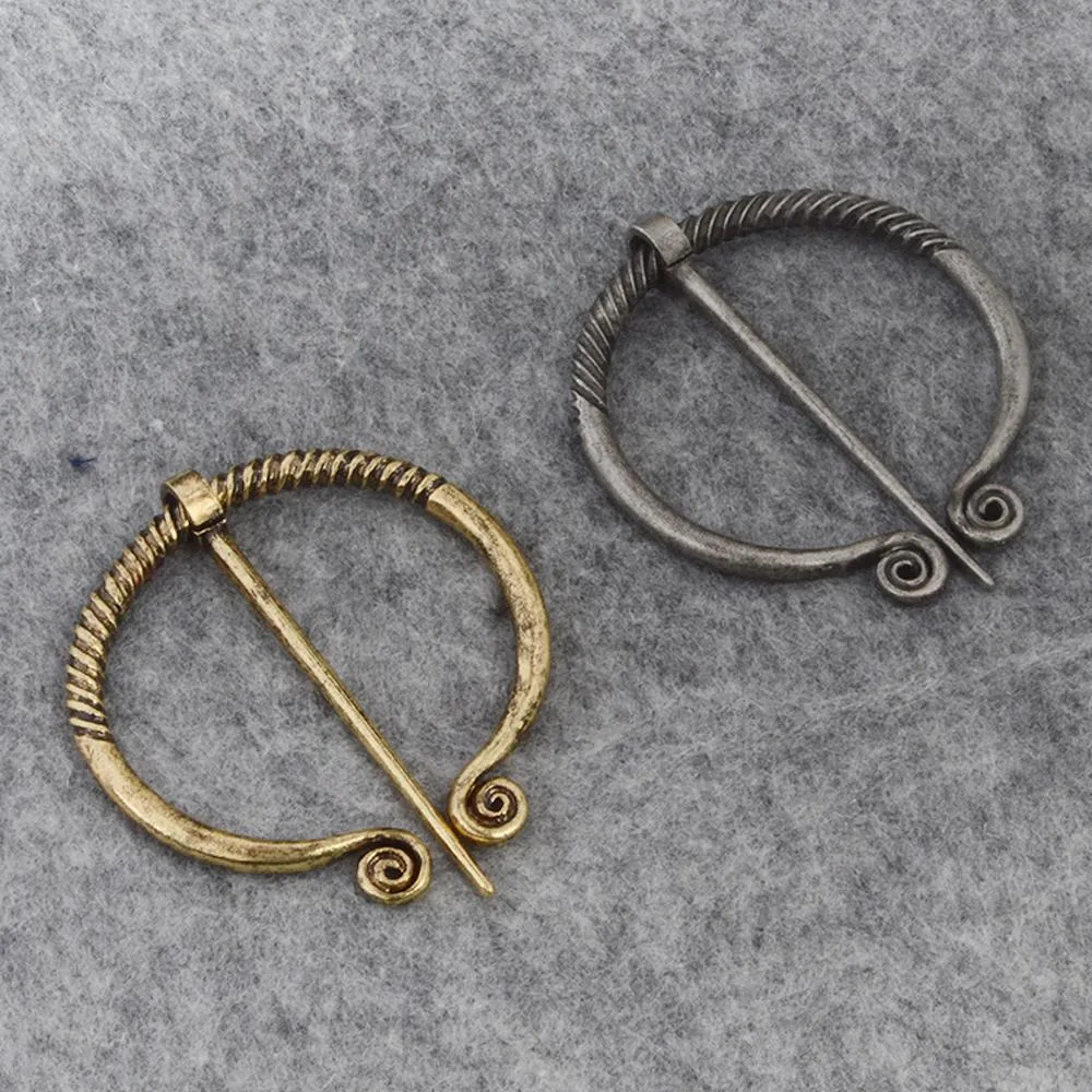 Medieval Cloak Pin - Image 7