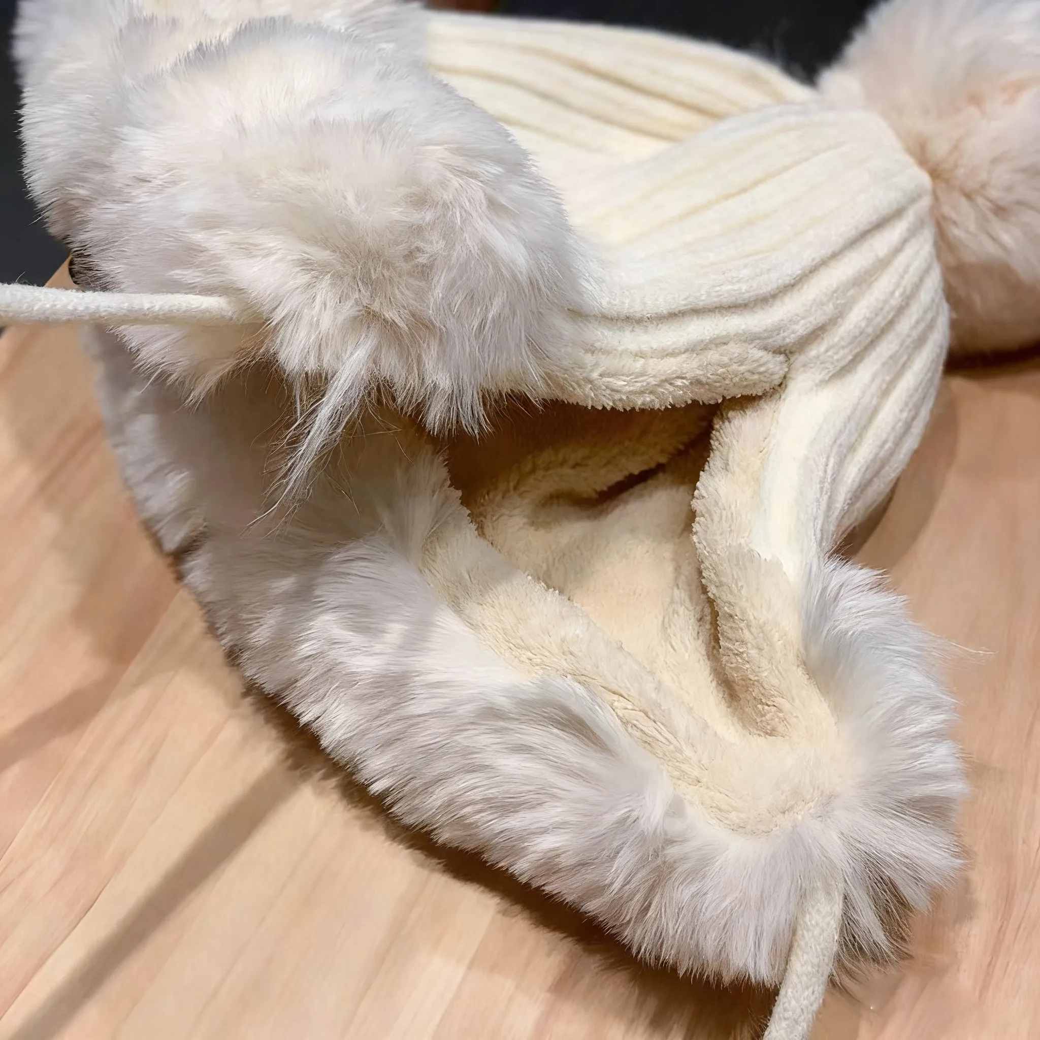 🦌 Cute Reindeer Antler Earmuff Hat - Image 7