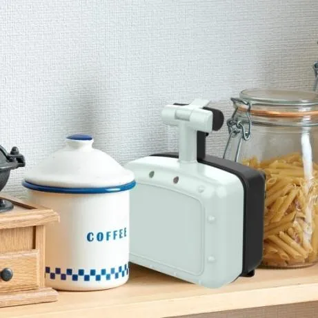Mini Sandwich and Burger Maker – Dual-Sided Breakfast Machine - Image 3