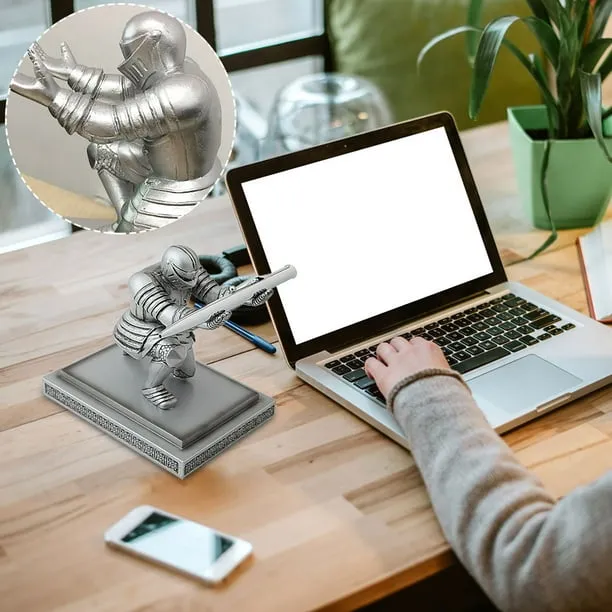 Knight Pen Holder Desk Organizers - Image 9