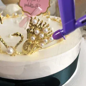 Cake Pearl Applicator