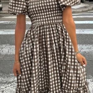 ✨THE FRENCHY SQUARE DRESS: PLAID, RUFFLED HEM, ELASTIC CUFF SLEEVES — YOUR NEW FAVOURITE FOR LEISURE & DATES✨