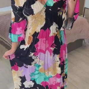 V-neck Floral Seaside Vacation Loose Dress