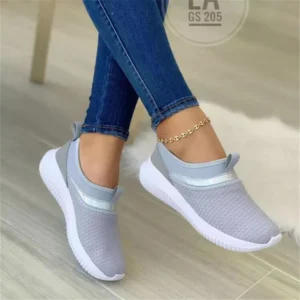 New style flying woven breathable flat