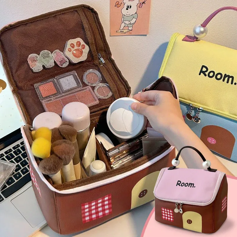 Spacious Interior of House-Shaped Cosmetic Bag