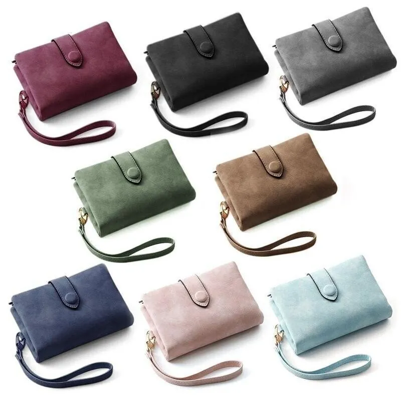 Small trifold leather wallet for women - Image 7